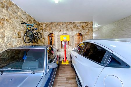Casa à venda com 267m², 4 quartos e 3 vagasGaragem