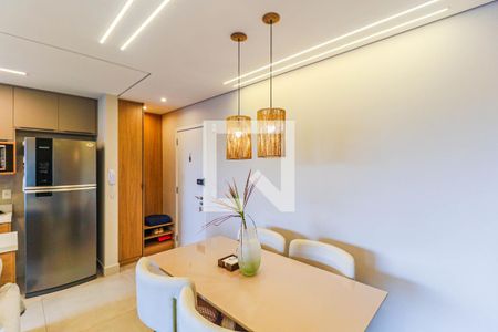 Apartamento para alugar com 65m², 2 quartos e 1 vaga Apartamento para alugar com 65m², 2 quartos e 1 vagaSala