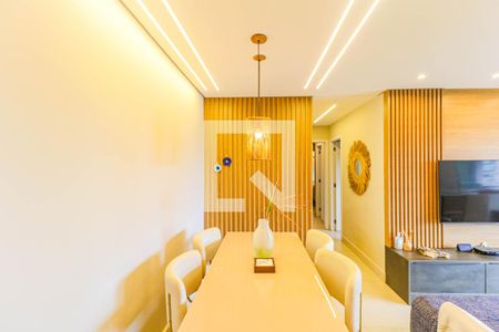 Apartamento para alugar com 65m², 2 quartos e 1 vaga Apartamento para alugar com 65m², 2 quartos e 1 vagaSala