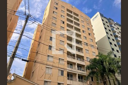 Apartamento para alugar com 78m², 3 quartos e 1 vaga Apartamento para alugar com 78m², 3 quartos e 1 vagaFachada