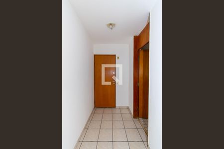 Hall de entrada de apartamento para alugar com 3 quartos, 78m² em Vila Prudente, São Paulo