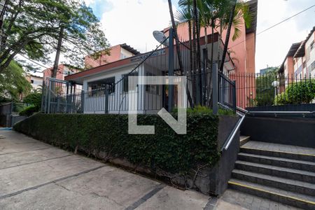 Apartamento para alugar com 80m², 2 quartos e 1 vagaFachada