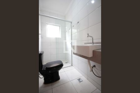 Banheiro da Suite de casa para alugar com 2 quartos, 140m² em Rio Branco, Belo Horizonte