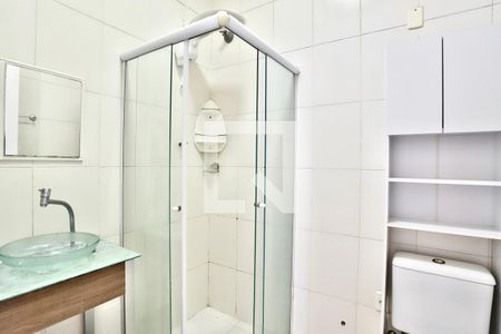 Casa para alugar com 167m², 3 quartos e 3 vagasBanheiro 1