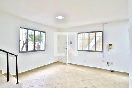 Sala de casa para alugar com 3 quartos, 167m² em Alto da Mooca, São Paulo