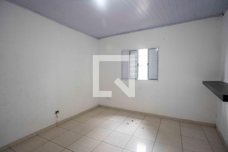 Quarto de casa para alugar com 1 quarto, 60m² em Conceição, Diadema