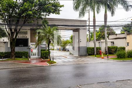 Apartamento para alugar com 48m², 2 quartos e 2 vagasFachada do Condomínio