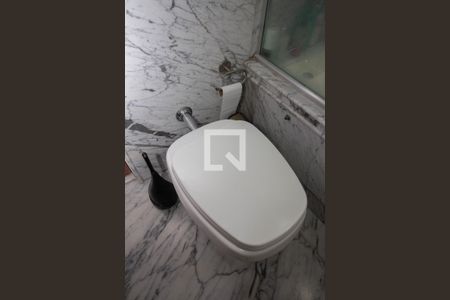 Casa à venda com 297m², 3 quartos e 5 vagasBanheiro da Suíte