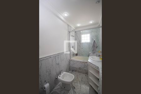 Casa à venda com 297m², 3 quartos e 5 vagasBanheiro