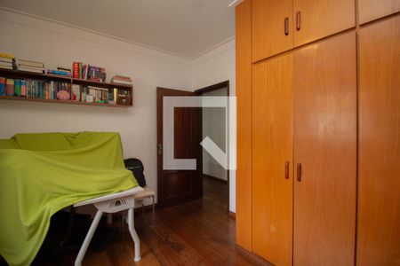 Casa à venda com 297m², 3 quartos e 5 vagasQuarto 2