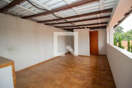 Casa à venda com 297m², 3 quartos e 5 vagasVaranda 