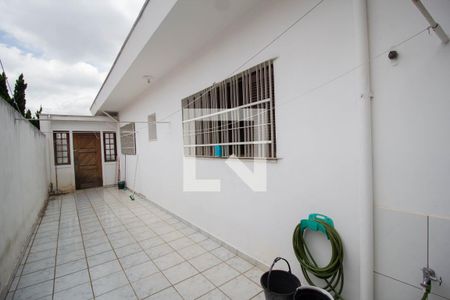 Casa à venda com 297m², 3 quartos e 5 vagasQuintal