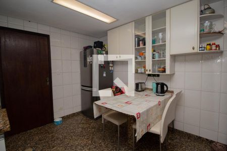 Casa à venda com 297m², 3 quartos e 5 vagasCozinha