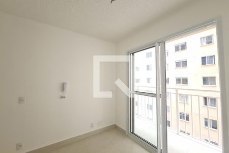 Sala /  Cozinha / Área de serviço de apartamento para alugar com 1 quarto, 60m² em Vila Ema, São Paulo