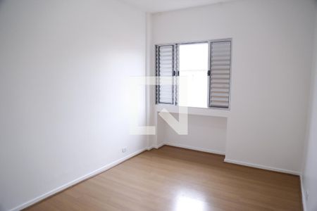 Quarto 1 de apartamento para alugar com 2 quartos, 75m² em Parque São Domingos, São Paulo