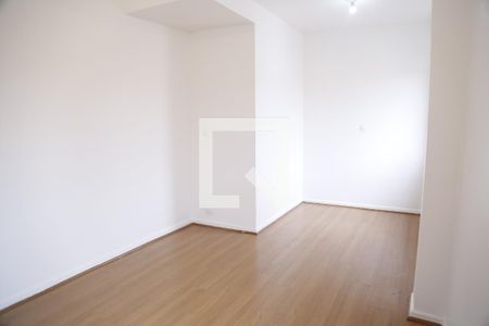 Quarto 2 de apartamento para alugar com 2 quartos, 75m² em Parque São Domingos, São Paulo