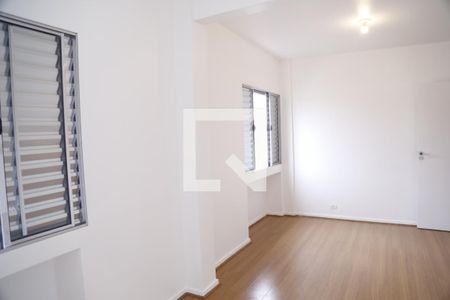 Quarto 2 de apartamento para alugar com 2 quartos, 75m² em Parque São Domingos, São Paulo