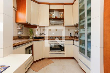 Apartamento à venda com 176m², 2 quartos e 2 vagasCozinha