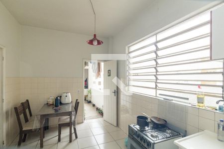 Apartamento à venda com 100m², 2 quartos e sem vagaCozinha
