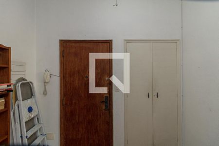 Apartamento à venda com 100m², 2 quartos e sem vagaHall de Entrada