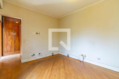 Casa à venda com 360m², 3 quartos e 4 vagasSuíte 3