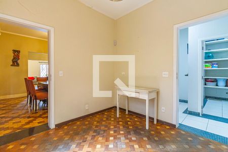 Casa à venda com 360m², 3 quartos e 4 vagasCopa