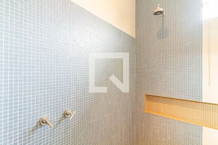 Casa à venda com 360m², 3 quartos e 4 vagasBanheiro da Suíte 1