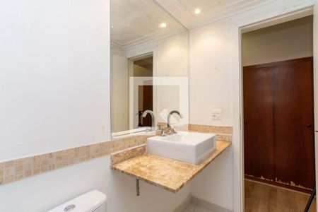 Apartamento para alugar com 103m², 3 quartos e 2 vagas Apartamento para alugar com 103m², 3 quartos e 2 vagasBanheiro Corredor