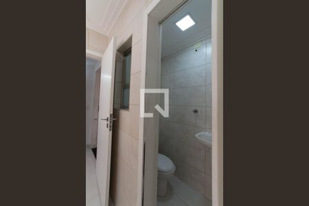 Apartamento para alugar com 103m², 3 quartos e 2 vagas Apartamento para alugar com 103m², 3 quartos e 2 vagasBanheiro de serviço