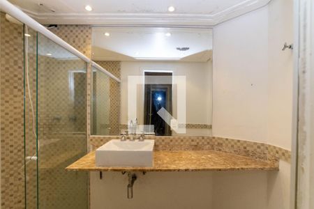 Banheiro da Suíte de apartamento para alugar com 3 quartos, 103m² em Jardim Barbosa, Guarulhos