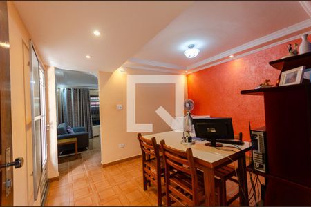 Escritório de casa à venda com 3 quartos, 240m² em Parque São Luís, São Paulo