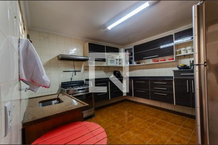 Casa à venda com 240m², 3 quartos e 2 vagasCozinha