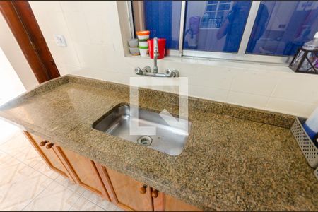 Casa à venda com 240m², 3 quartos e 2 vagasÁrea de Serviço