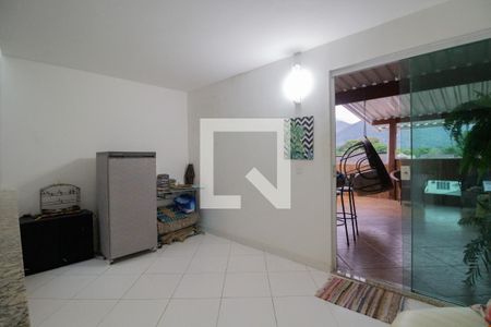 Sala 2  de casa à venda com 4 quartos, 200m² em Vargem Grande, Rio de Janeiro