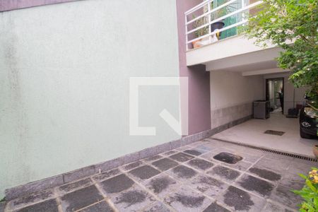Casa de condomínio à venda com 200m², 4 quartos e 3 vagas Casa de condomínio à venda com 200m², 4 quartos e 3 vagasGaragem