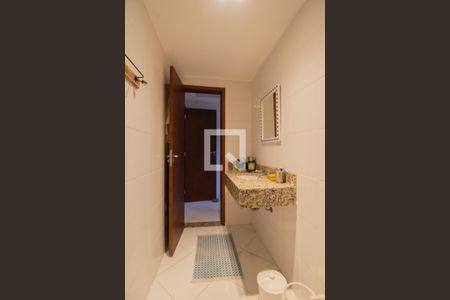 Casa de condomínio à venda com 200m², 4 quartos e 3 vagas Casa de condomínio à venda com 200m², 4 quartos e 3 vagasBanheiro da Suíte 3