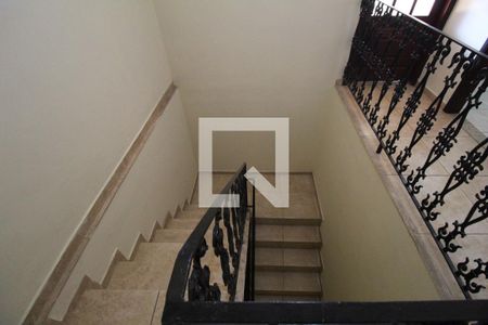 Apartamento à venda com 140m², 3 quartos e 1 vagaEscada 