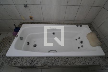 Apartamento à venda com 140m², 3 quartos e 1 vagaBanheiro da suíte