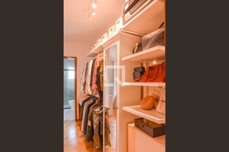 Casa à venda com 219m², 3 quartos e 5 vagasQuarto 3 - Suíte