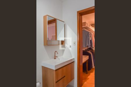 Casa à venda com 219m², 3 quartos e 5 vagasBanheiro da Suíte 3