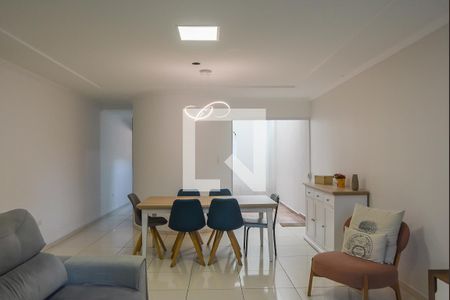 Sala de casa à venda com 3 quartos, 219m² em Baeta Neves, São Bernardo do Campo