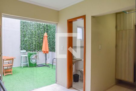 Casa à venda com 219m², 3 quartos e 5 vagasÁrea de Serviço