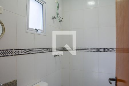 Casa à venda com 219m², 3 quartos e 5 vagasBanheiro de serviço