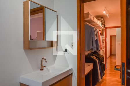 Casa à venda com 219m², 3 quartos e 5 vagasBanheiro da Suíte 3