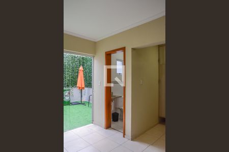 Casa à venda com 219m², 3 quartos e 5 vagasÁrea de Serviço