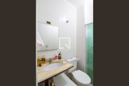 Casa à venda com 120m², 3 quartos e 2 vagas Casa à venda com 120m², 3 quartos e 2 vagasBanheiro