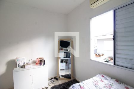 Casa à venda com 120m², 3 quartos e 2 vagas Casa à venda com 120m², 3 quartos e 2 vagasQuarto 2