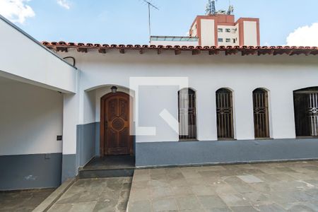 Casa à venda com 250m², 7 quartos e 6 vagasVagas