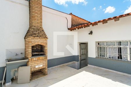 Casa à venda com 250m², 7 quartos e 6 vagasQuintal