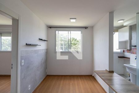 Sala/Cozinha/Área de Serviço  de apartamento à venda com 2 quartos, 38m² em Vila Nhocune, São Paulo
